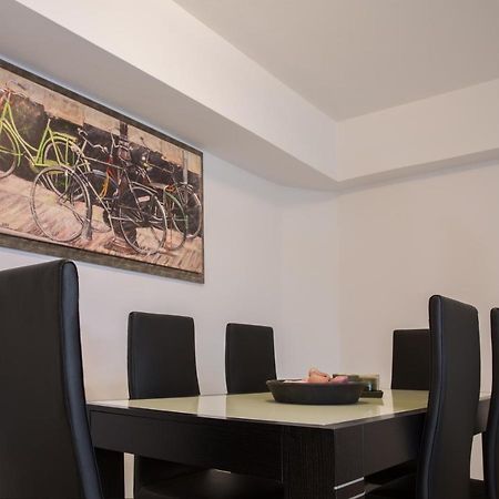 Spacious Modern Apartments With Great Rooftop View Athens Ngoại thất bức ảnh