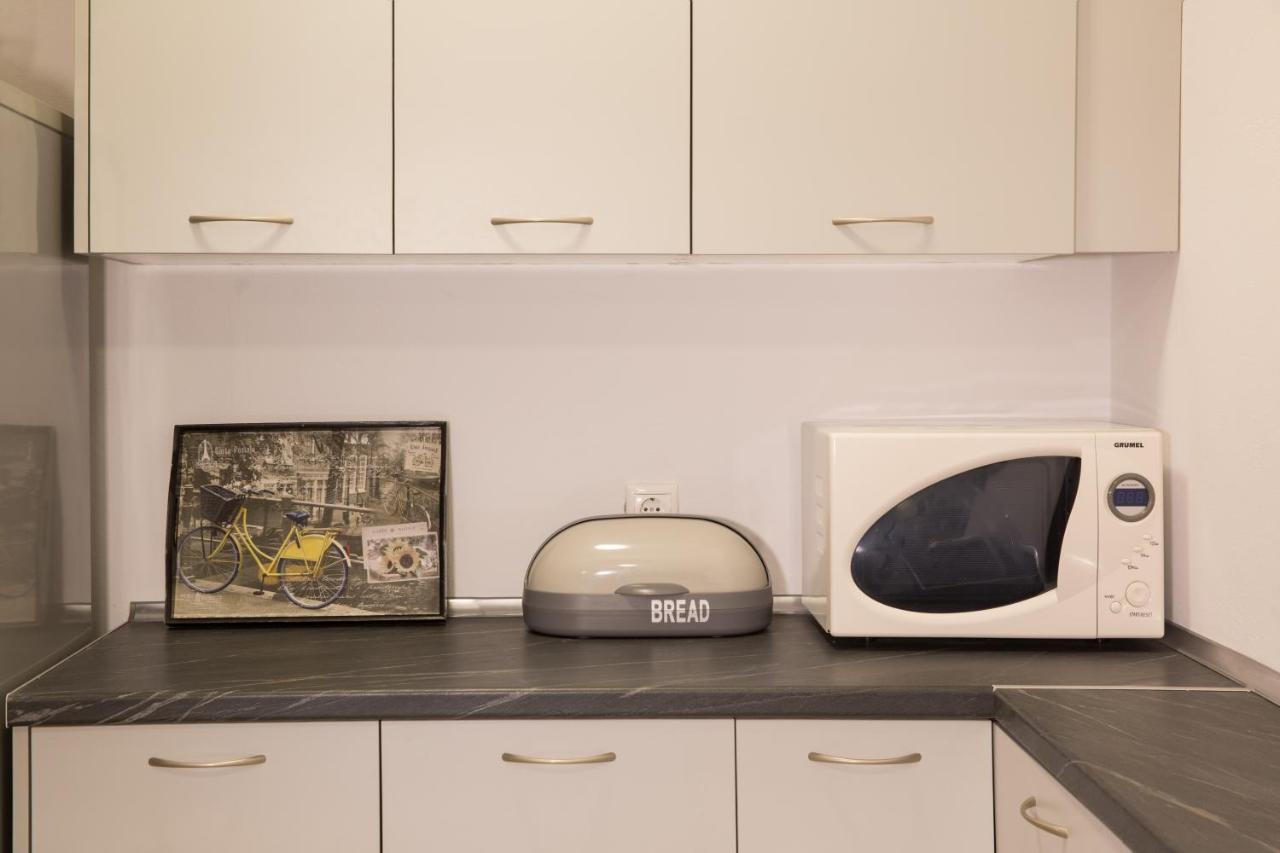 Spacious Modern Apartments With Great Rooftop View Athens Ngoại thất bức ảnh